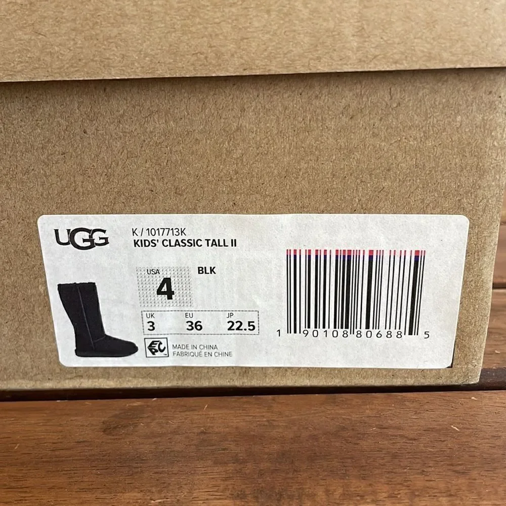 UGG Kids' Classic Tall II Boots Black USA Big Kid Size 4Y/UK 3/EU 36(MSRP$180)